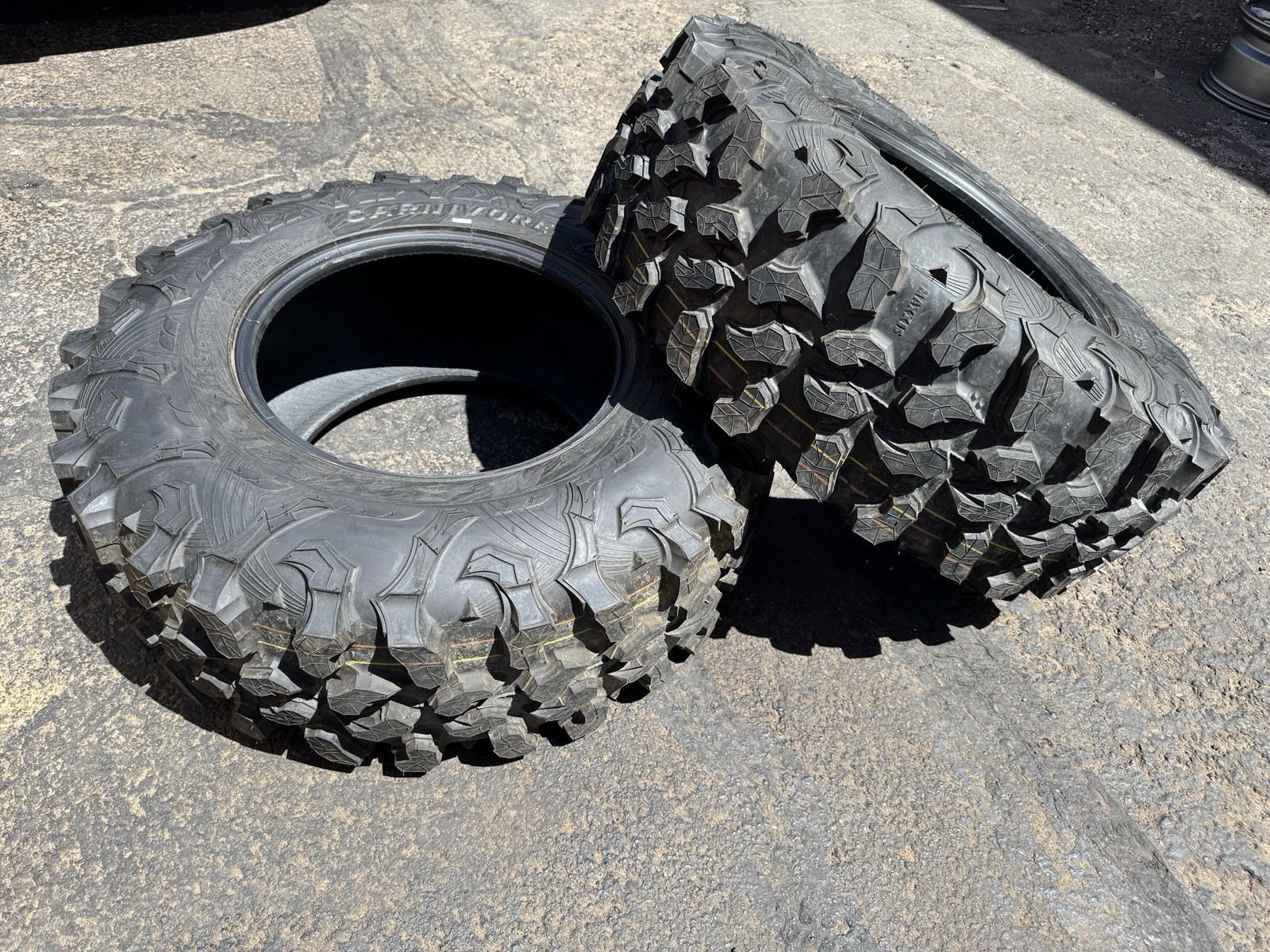 2-2020-2025 KAWASAKI KRX 1000 31x10x15 MAXXIS CARNIVORE ML1 TIRES 1 MILE