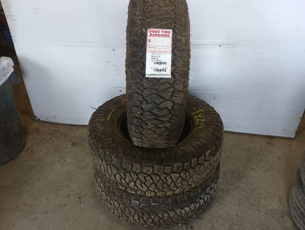 Three (3) LT285-75-R18,MAXXIS RAZR AT Tires 12148631